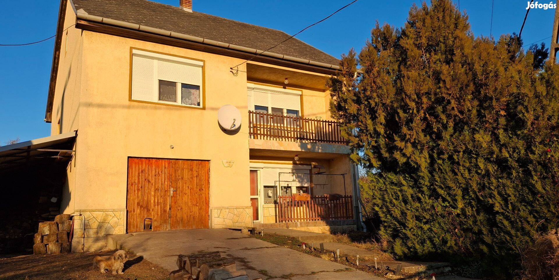 Családi ház eladó 3 hálószoba nappali